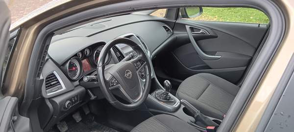 Opel Astra Hollola - photo 6