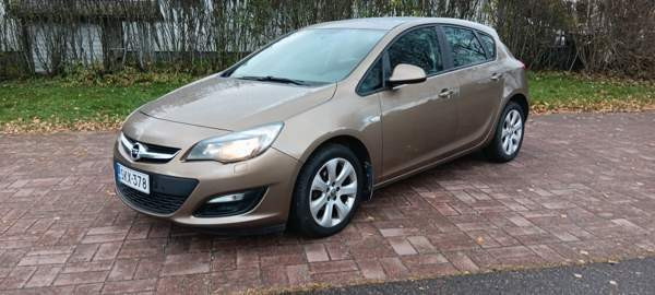 Opel Astra Hollola - valokuva 2