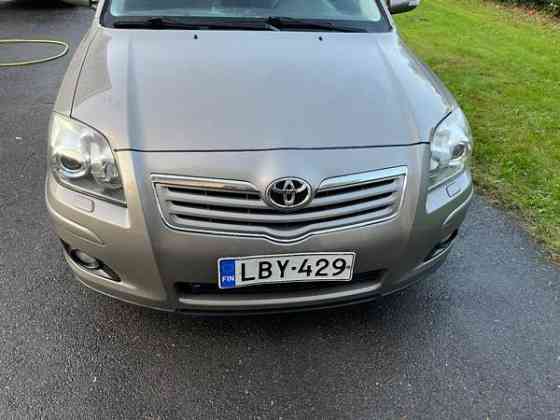 Toyota Avensis Joensuu