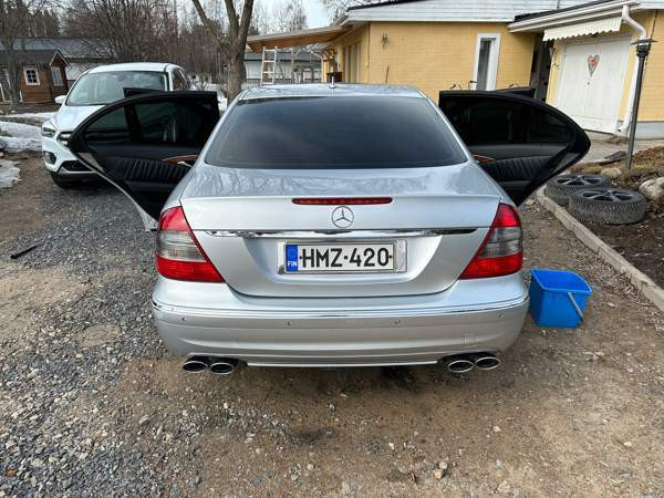 Mercedes-Benz E Oulu - valokuva 4