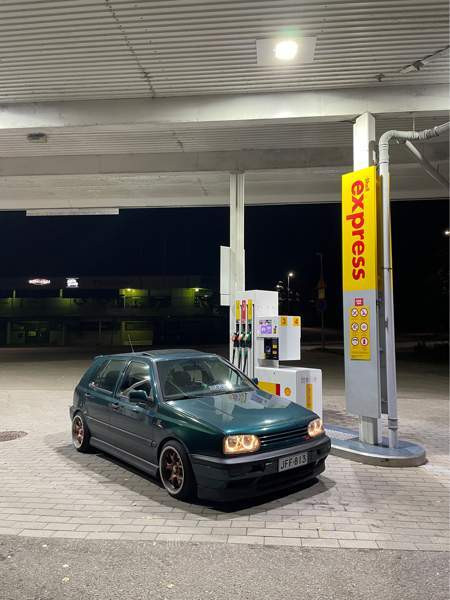 Volkswagen Golf Kouvola - valokuva 1