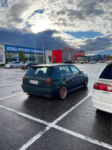 Volkswagen Golf Kouvola - valokuva 2