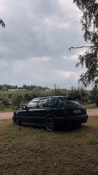 Volkswagen Golf Kouvola - valokuva 4