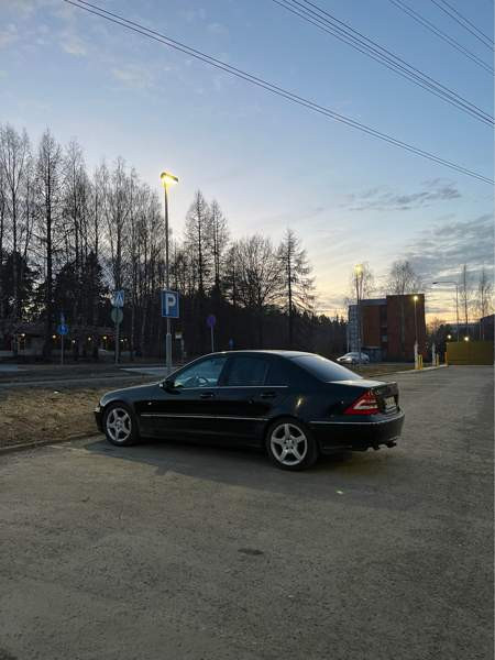 Mercedes-Benz C Hämeenlinna - valokuva 1