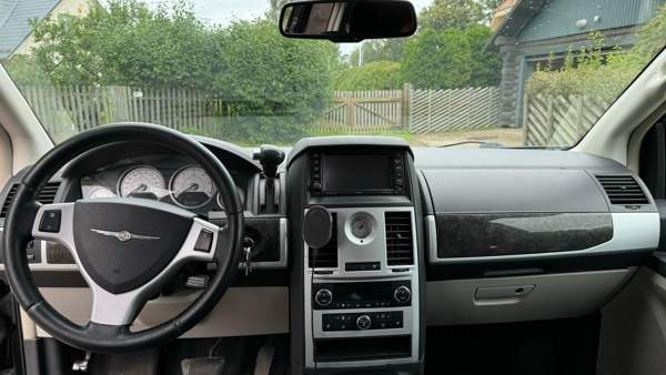 Chrysler Grand Voyager Kirkkonummi - valokuva 7