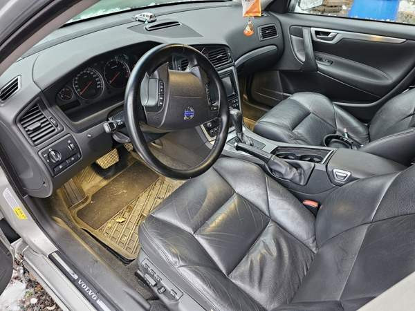 Volvo V70 Tuusula - valokuva 4