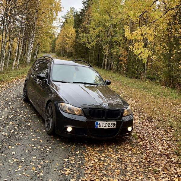 BMW 320 Kuusamo - valokuva 2