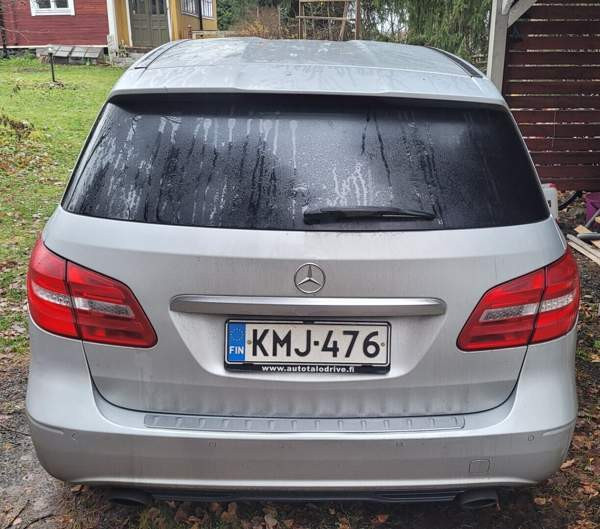 Mercedes-Benz B Vesilahti - valokuva 8