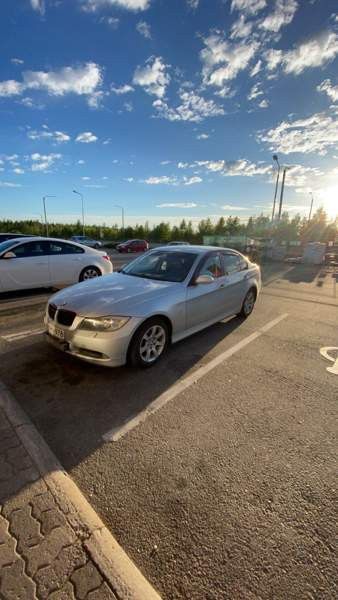 BMW 318 Kouvola - valokuva 3