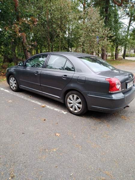 Toyota Avensis Chukotskiy Avtonomnyy Okrug - valokuva 3