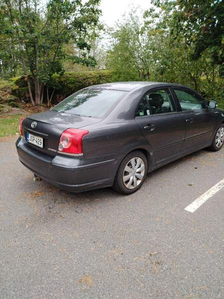 Toyota Avensis Chukotskiy Avtonomnyy Okrug - valokuva 2