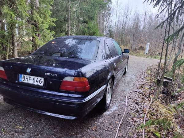 BMW 725 Jyväskylä - valokuva 1