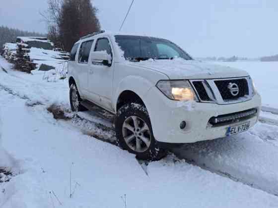 Nissan Pathfinder Kärkölä