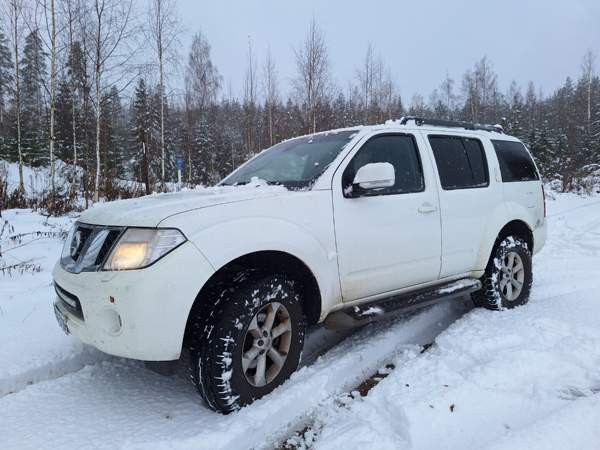Nissan Pathfinder Kärkölä - valokuva 8