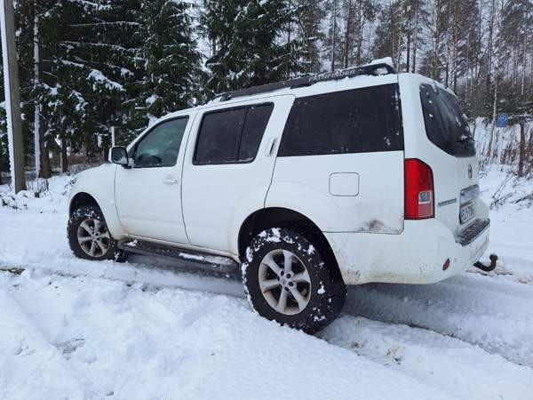 Nissan Pathfinder Kärkölä - valokuva 7