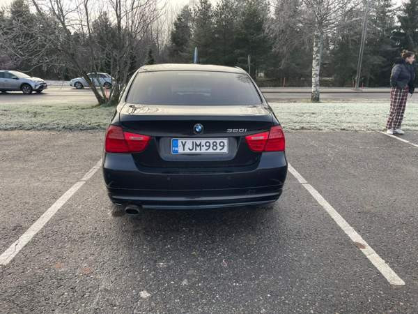 BMW 320 Kauhajoki - valokuva 8