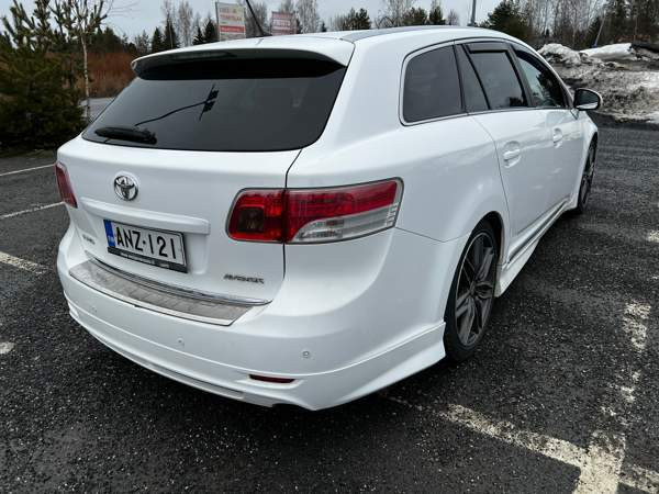 Toyota Avensis Tervajoki - изображение 3
