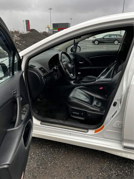 Toyota Avensis Tervajoki - изображение 8