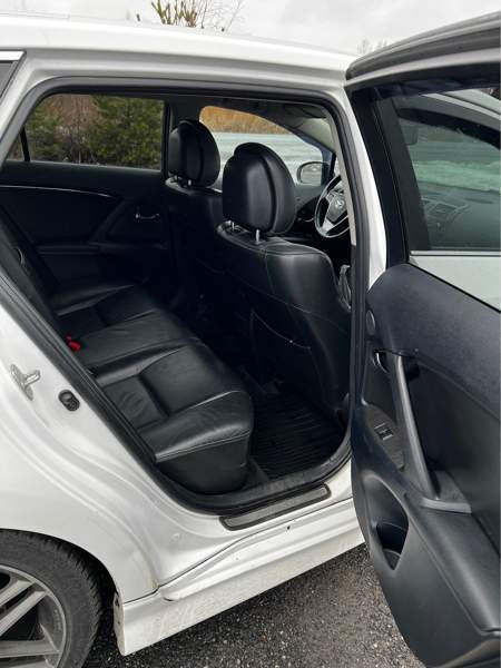 Toyota Avensis Tervajoki - изображение 6