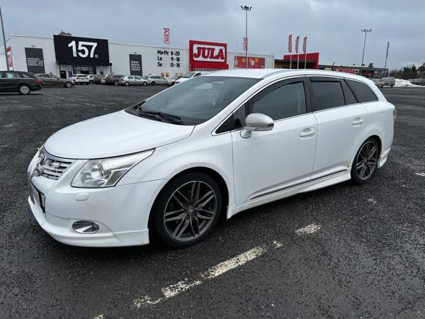 Toyota Avensis Tervajoki - изображение 2