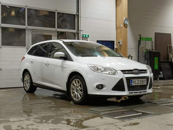 Ford Focus Tampere - valokuva 1