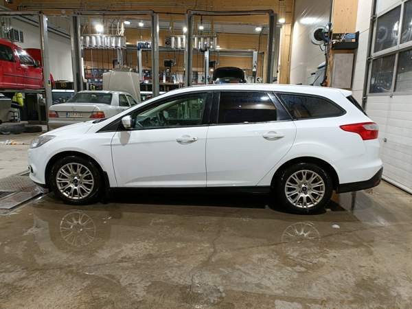 Ford Focus Tampere - valokuva 5