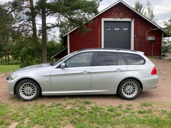 BMW 320 Luumäki - valokuva 5