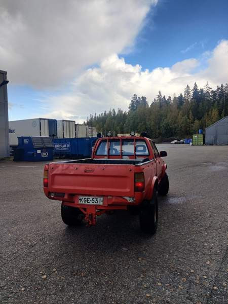 Toyota Hilux Kaarina - valokuva 4