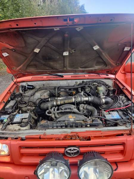 Toyota Hilux Kaarina - valokuva 8