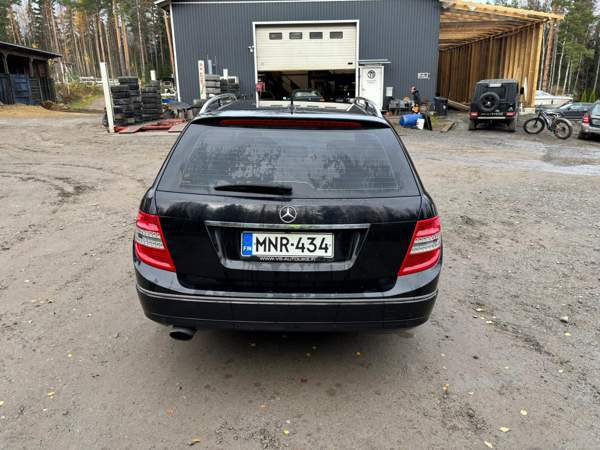 Mercedes-Benz C Nokia - valokuva 3