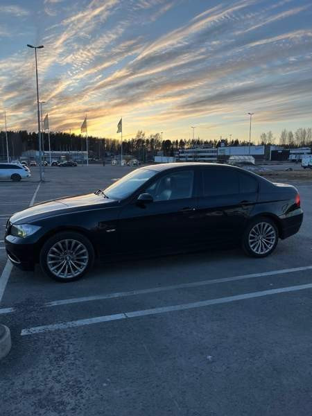BMW 325 Jyväskylä - valokuva 4