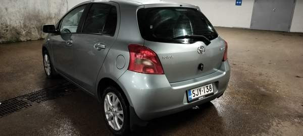 Toyota Yaris Tampere - photo 1