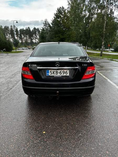 Mercedes-Benz C Padasjoki - valokuva 3