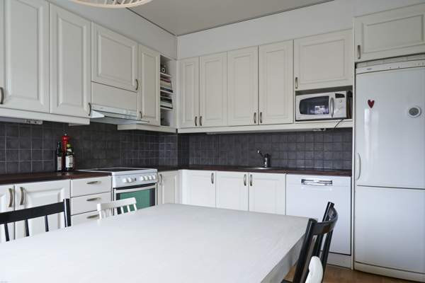 4h + k + s + p, piha, varasto  Helsinki – foto 5