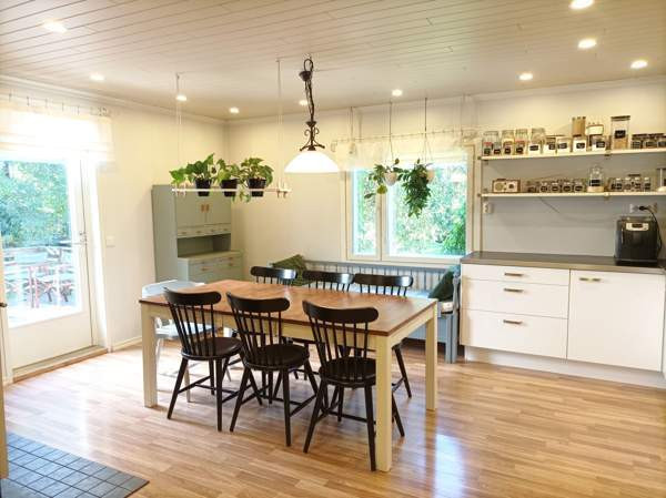 4h, k, eteinen, aula, 2 x wc, sh, khh, lasikuisti,  Mynämäki - изображение 9