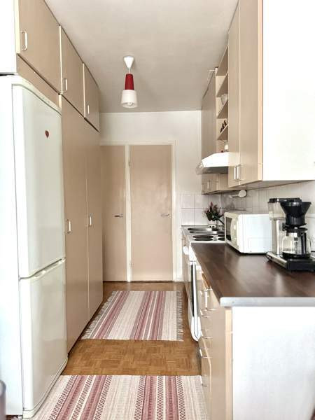 3h+k+kph+s+vh+erillinen wc ja piha  Ylitornio - изображение 5