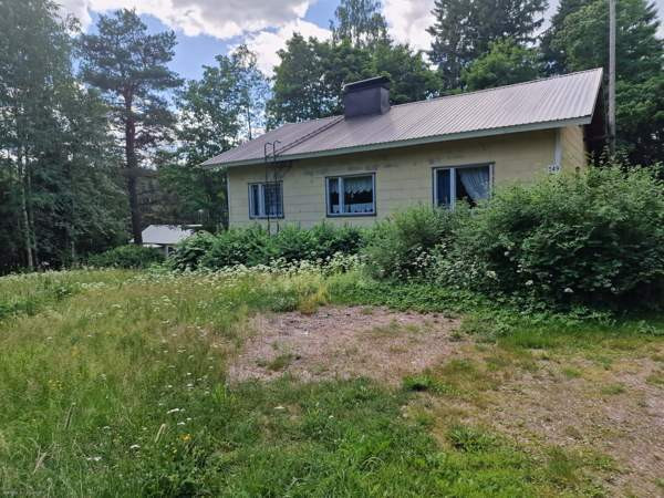 3h,eteinen,keittiö,veranta,wc  Luumäki - valokuva 1