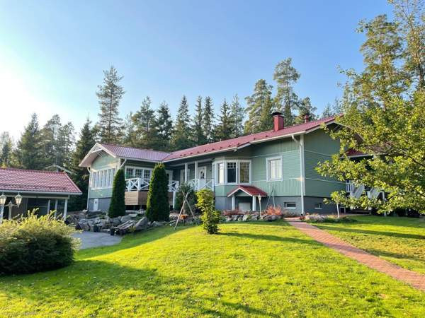 6 mh + k + oh + tv-huone + sali + kotiteatteri + 2  Loimaa - valokuva 3