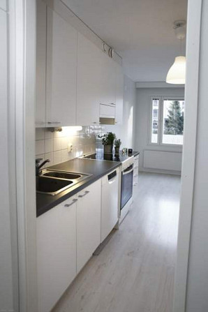 3h + k + kylpyhuone/sauna + lasitettu parveke  Helsinki - valokuva 5