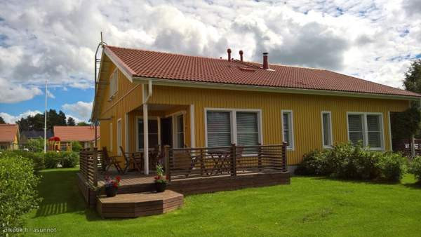 3mh + oh + k + s + kh + wc + varastot  Vaasa - valokuva 1