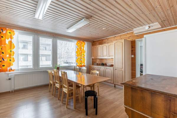 4h + k + kph + s + wc + vh + p  Mikkeli - valokuva 4