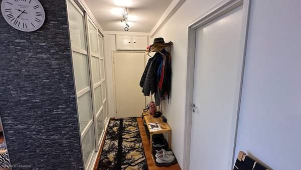 4-5h + k + kph/s + eril.wc + 2las.parv  Helsinki - valokuva 3