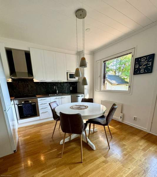 4h+keittiö+wc+kylpyhuone/sauna+vaatehuone  Espoo - photo 6