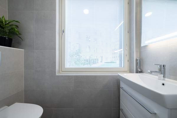 3h + avok + kph + wc + s  Helsinki - valokuva 9