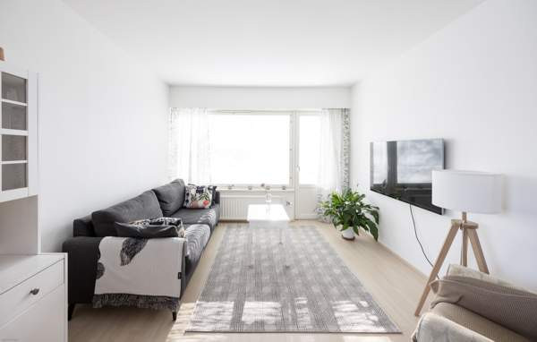 2h, k, kph, vh, parveke  Helsinki - valokuva 1