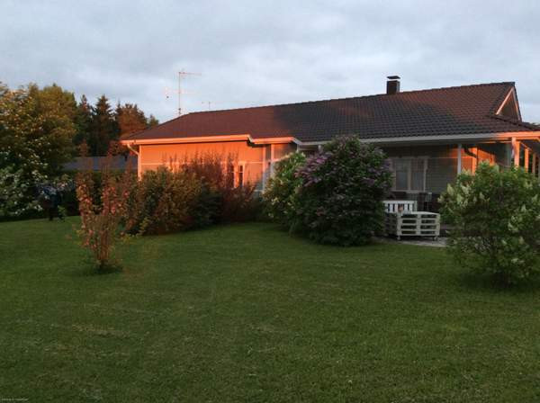4 h + avokeittiö + khh + s+ kh ja 2xWC  Loimaa - photo 1
