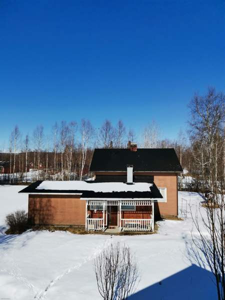 5 + keittiö + sauna  Ivalo - valokuva 1