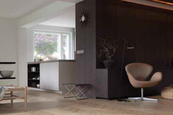 7h + k + 2kph + s + erill.wc + vh + lasitettu parv  Helsinki - valokuva 5