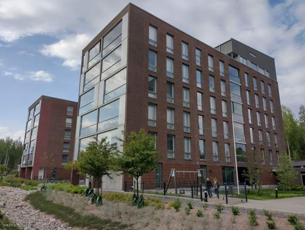 1h + avok + lasitettu p  Vantaa - valokuva 1