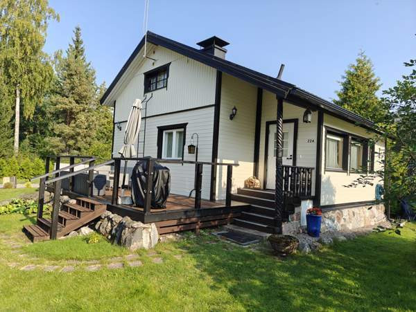 2h+k+oh+kph+terassi+käyttöullakko+kellari  Vantaa – foto 1